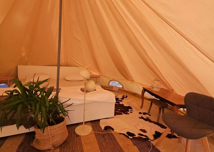 Glamping 5 *
